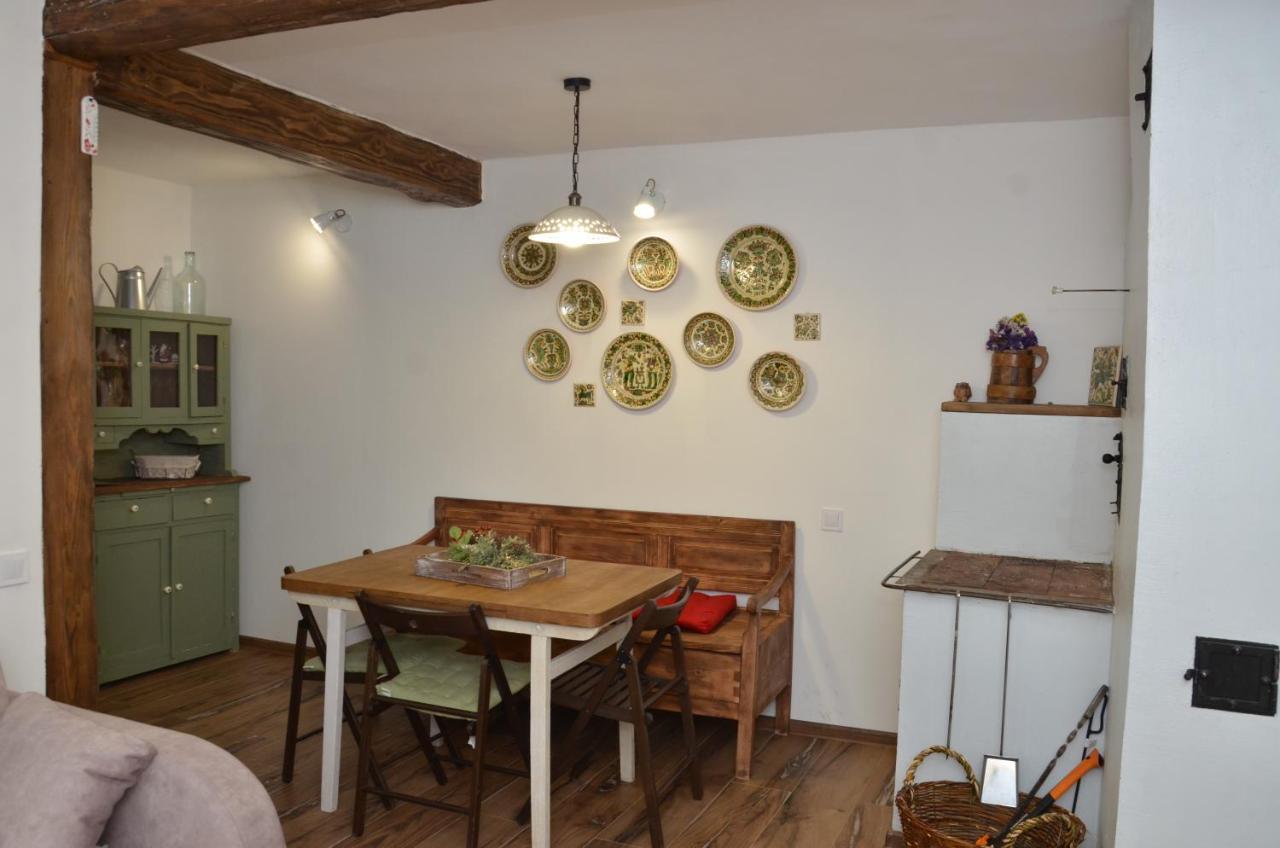 Holiday home злата хата *