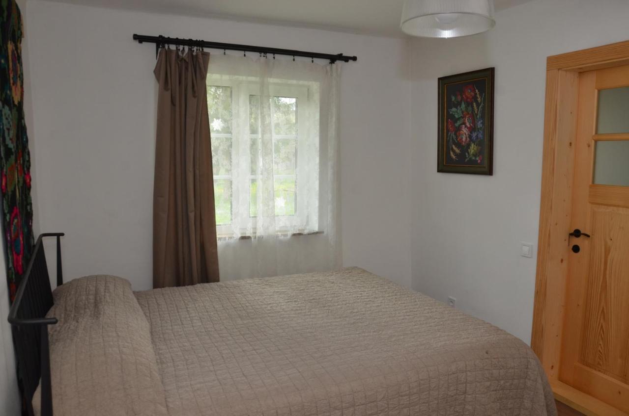 злата хата Holiday home *